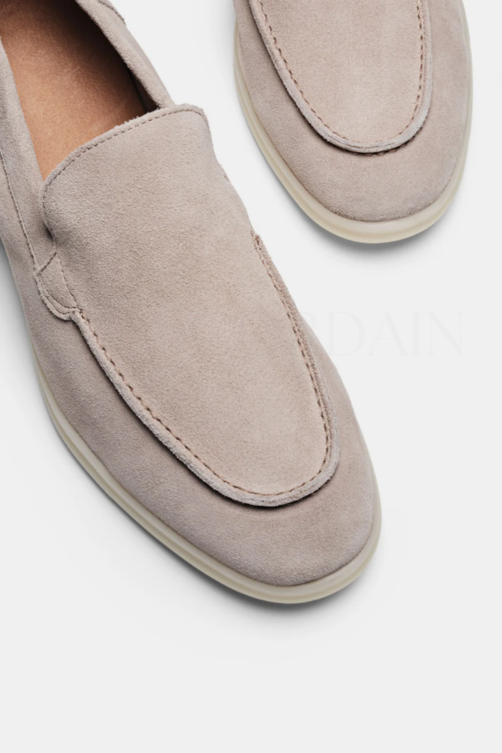 Beige suède loafers